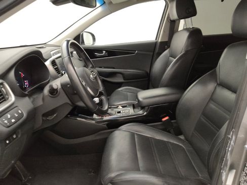 Used 2019 Kia Sorento SX AWD/4WD image 17