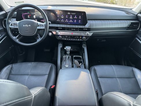 Used 2024 Kia Telluride EX image 18