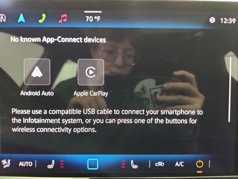 New 2025 Volkswagen GTI SE image 22