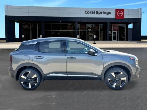 New 2026 Nissan Kicks SR image 6