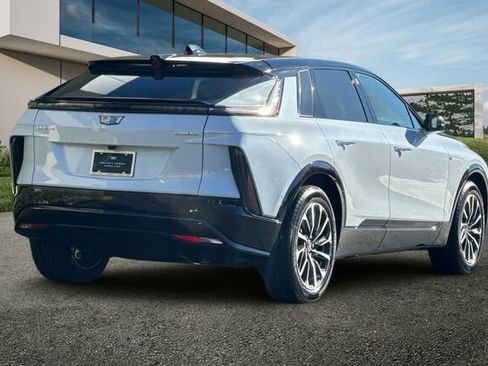 New 2026 Cadillac Lyriq Sport image 4