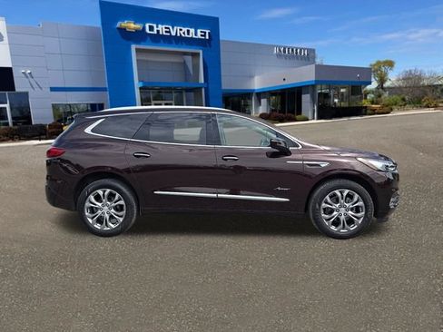 Used 2021 Buick Enclave Avenir w/ Avenir Technology Package AWD/4WD image 27
