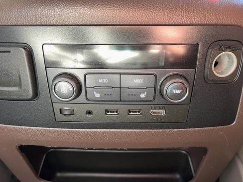 Used 2017 GMC Yukon XL Denali w/ Open Road Package image 19