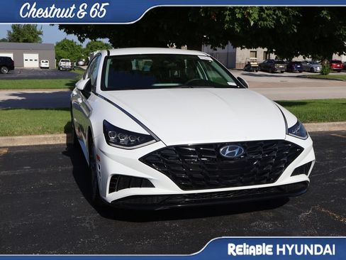 Used 2023 Hyundai Sonata SEL FWD image 4
