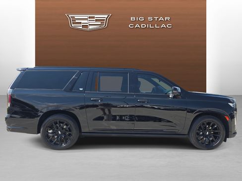 Used 2023 Cadillac Escalade ESV Sport Platinum w/ LPO, ONYX Package AWD/4WD image 6