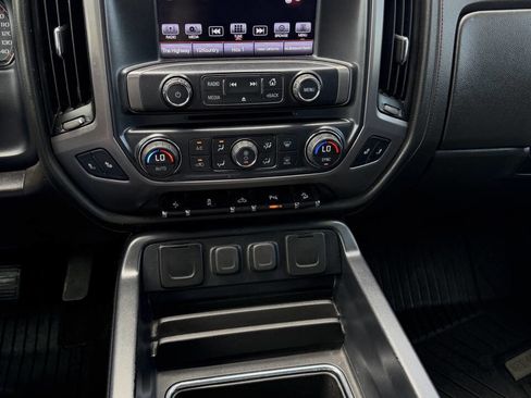 Used 2016 GMC Sierra 1500 SLT w/ All-Terrain Package AWD/4WD image 17