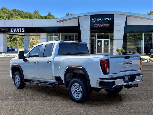 Used 2022 GMC Sierra 2500 Pro w/ Convenience Package AWD/4WD image 3