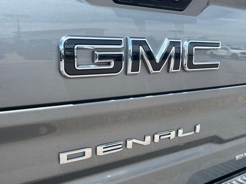 Used 2023 GMC Sierra 1500 Denali Ultimate AWD/4WD image 23