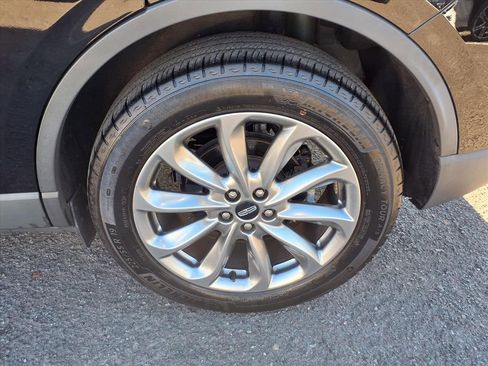 Used 2022 Lincoln Corsair AWD w/ Premium Package image 5