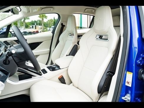 Used 2023 Jaguar I-PACE HSE image 6