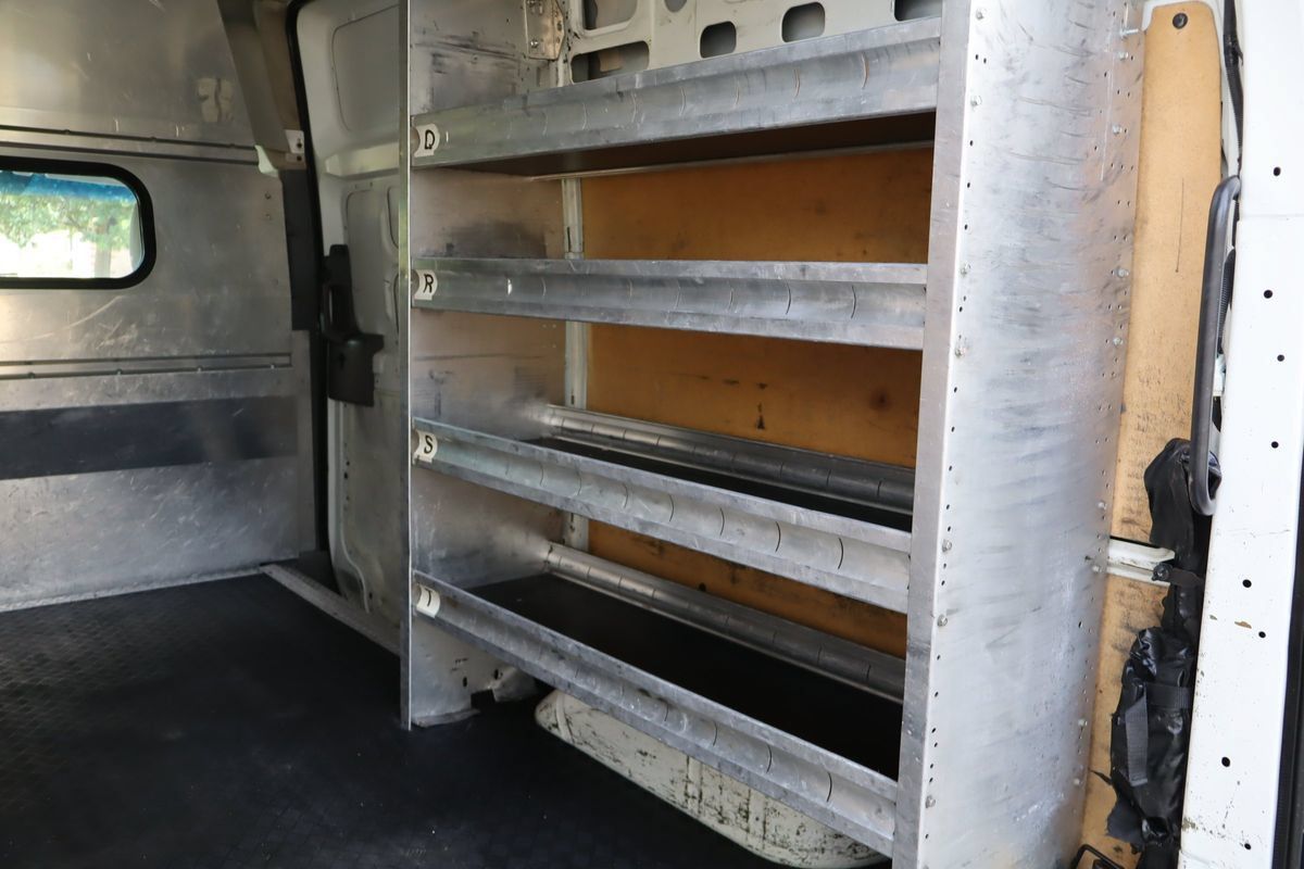 Used 2012 Nissan NV 3500 SV w/ Side Curtain Airbag Pkg RWD image 16