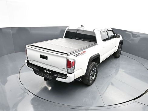 Used 2023 Toyota Tacoma TRD Off-Road w/ Technology Package AWD/4WD image 36