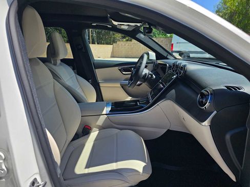 New 2026 Mercedes-Benz GLC 300 4MATIC image 10