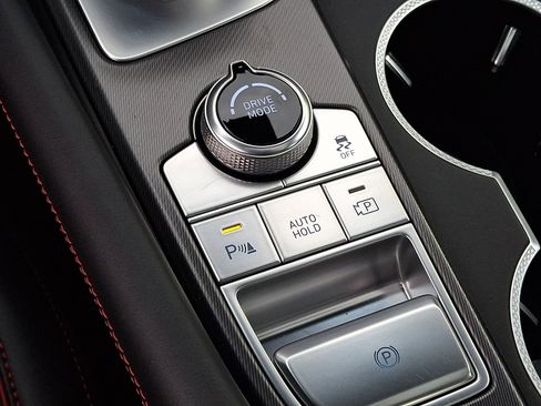 Used 2025 Genesis G70 3.3T Advanced image 26