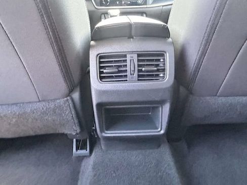 Used 2025 Nissan Rogue S FWD image 10