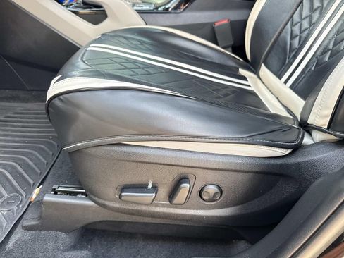 Used 2024 Kia Telluride S w/ S Sunroof Package FWD image 27