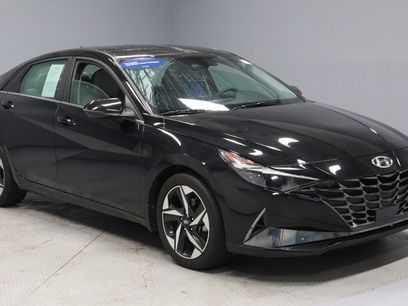 Certified 2022 Hyundai Elantra Limited