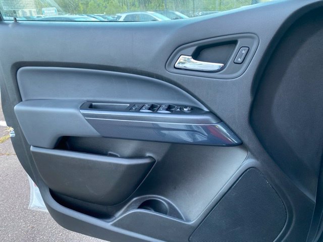 Used 2022 Chevrolet Colorado Z71 AWD/4WD image 21