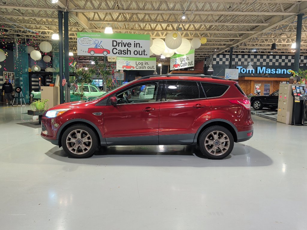 Used 2016 Ford Escape SE w/ SE Leather Comfort Package AWD/4WD image 13