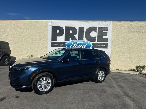 Used 2025 Honda CR-V LX image 2