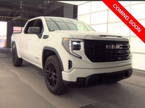 Used 2025 GMC Sierra 1500 Elevation AWD/4WD image 4