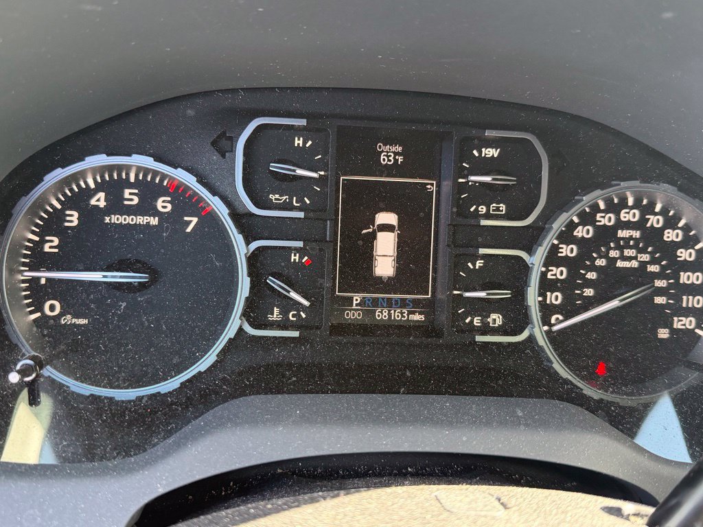 Used 2019 Toyota Tundra SR5 AWD/4WD image 11