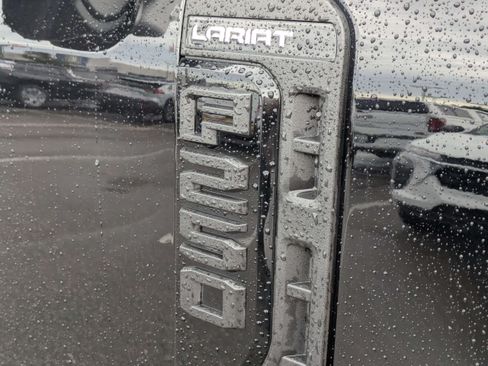 Used 2025 Ford F250 Lariat w/ Black Appearance Package AWD/4WD image 12