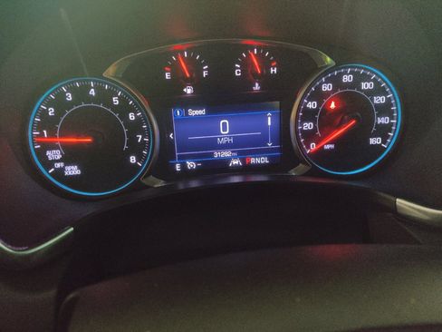 Used 2022 Chevrolet Equinox LT FWD image 23