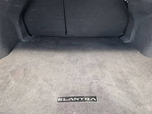 Used 2024 Hyundai Elantra SEL w/ Convenience Package FWD image 24