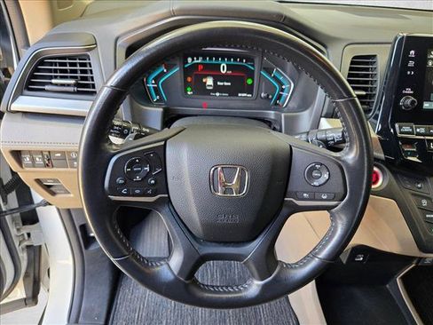Used 2023 Honda Odyssey EX-L image 13
