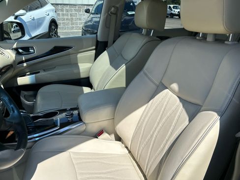 Used 2018 INFINITI QX60 Luxe w/ Deluxe Technology Package AWD/4WD image 15