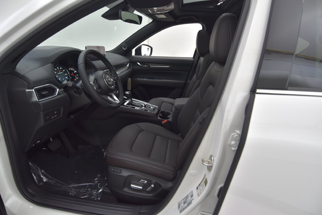 Used 2025 MAZDA CX-5 Signature AWD/4WD image 19