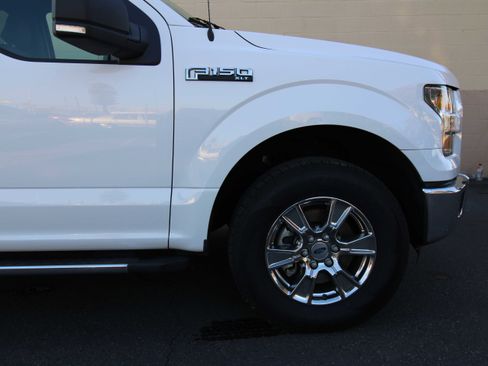 Used 2015 Ford F150 XLT w/ Equipment Group 301A Mid image 4