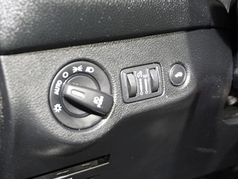 Used 2018 Dodge Challenger R/T w/ Blacktop Package RWD image 21