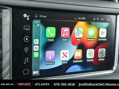 Used 2024 GMC Yukon XL Denali image 16