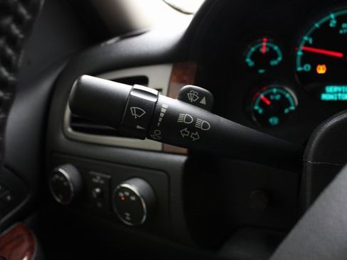 Used 2011 GMC Sierra 2500 SLT w/ Snow Plow Prep Package image 12