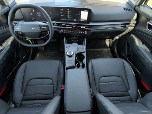 New 2026 Kia Sportage SX Prestige image 17