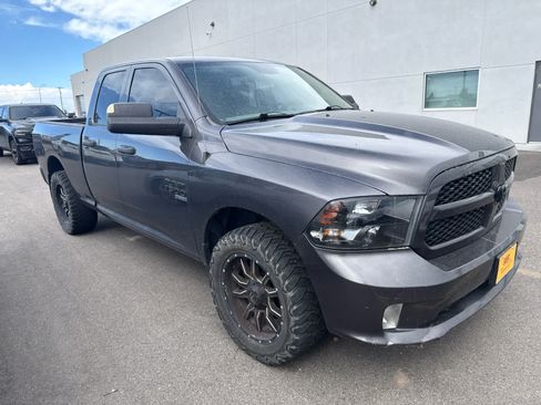 Used 2019 RAM 1500 Express w/ Express Value Package AWD/4WD image 1