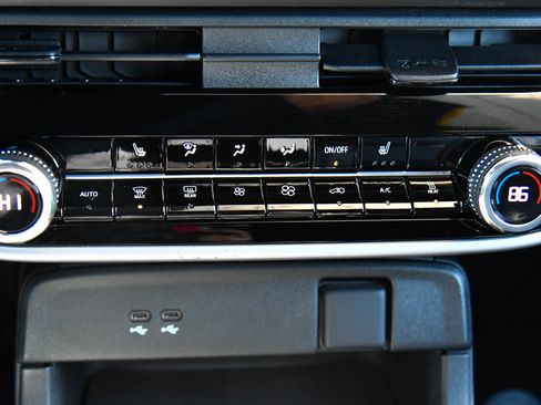 Used 2024 Honda Prologue Touring image 28