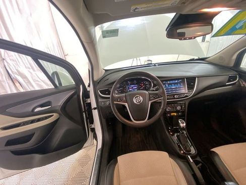Used 2021 Buick Encore Preferred w/ Safety Package II AWD/4WD image 34