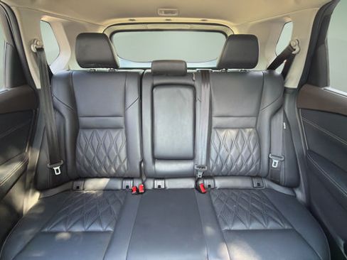 Used 2021 Nissan Rogue Platinum AWD/4WD image 11