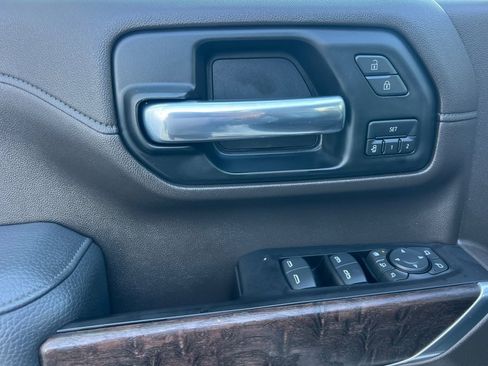 Used 2020 GMC Sierra 3500 Denali w/ Denali Ultimate Package image 8