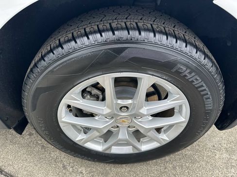 Used 2023 Chevrolet Equinox LT w/ LPO, Floor Liner Package AWD/4WD image 26