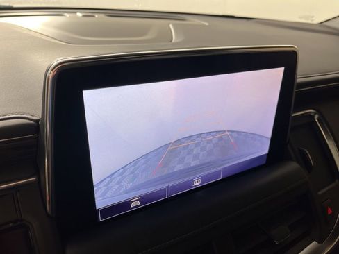 Used 2021 Chevrolet Tahoe Z71 image 31