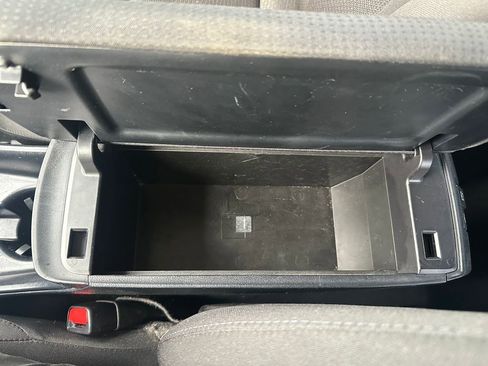 Used 2022 Toyota Prius LE image 71