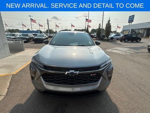 Certified 2024 Chevrolet Trax RS w/ Driver Confidence Package FWD image 4