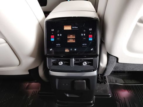 Used 2026 Cadillac Vistiq Sport w/ LPO, Floor Liner Package AWD/4WD image 24