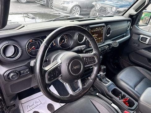 Used 2022 Jeep Wrangler Unlimited Sahara w/ LED Lighting Group image 10