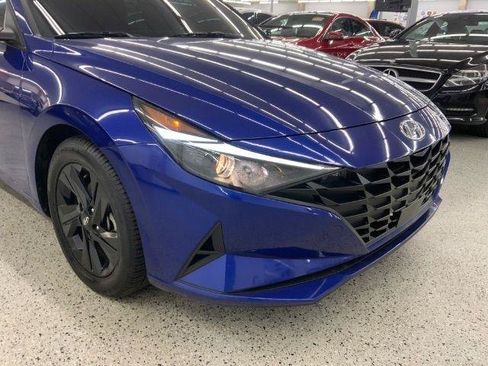 Used 2023 Hyundai Elantra SEL FWD image 29