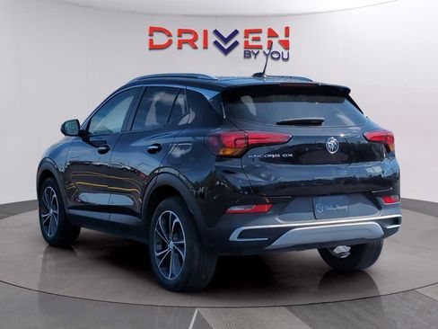 Used 2023 Buick Encore GX Select image 3